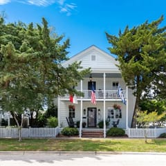 The Delamar Gibble | Historic DT Beaufort · 4BR