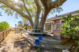 Driftwood Cottage - Image 2