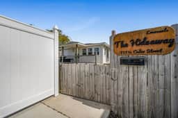 Teaches Hideaway| Golf Cart~Downtown Beaufort~2BR - Image 5