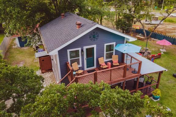 Low Tide Loft | Beaufort· Cafe Below· Dog Friendly - Image 1