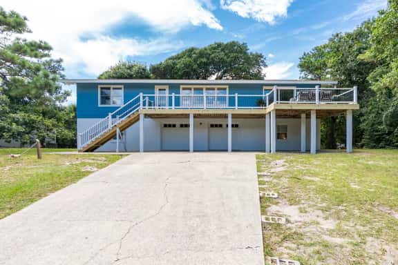 Salt & Serenity | Sleeps 14·Game Room·Walk to Beach - Image 1