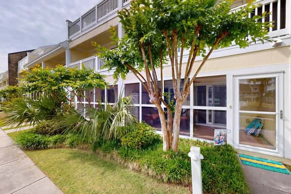 Sandy Feet Retreat | Beach Access~Pool~Suite - Image 1