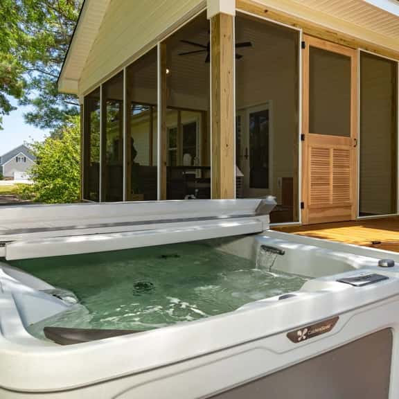 Beaufort Breeze | Hot Tub· Game Room· Mins to Town - Image 1