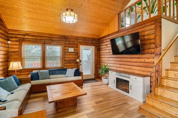The Cabin By The Sea with Captains Quarters - Image 2