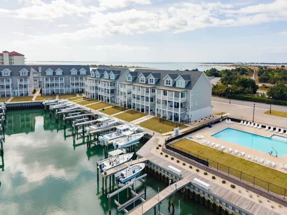 The Harbour Club|Pool·Beach Access·Elevator·4story - Image 5